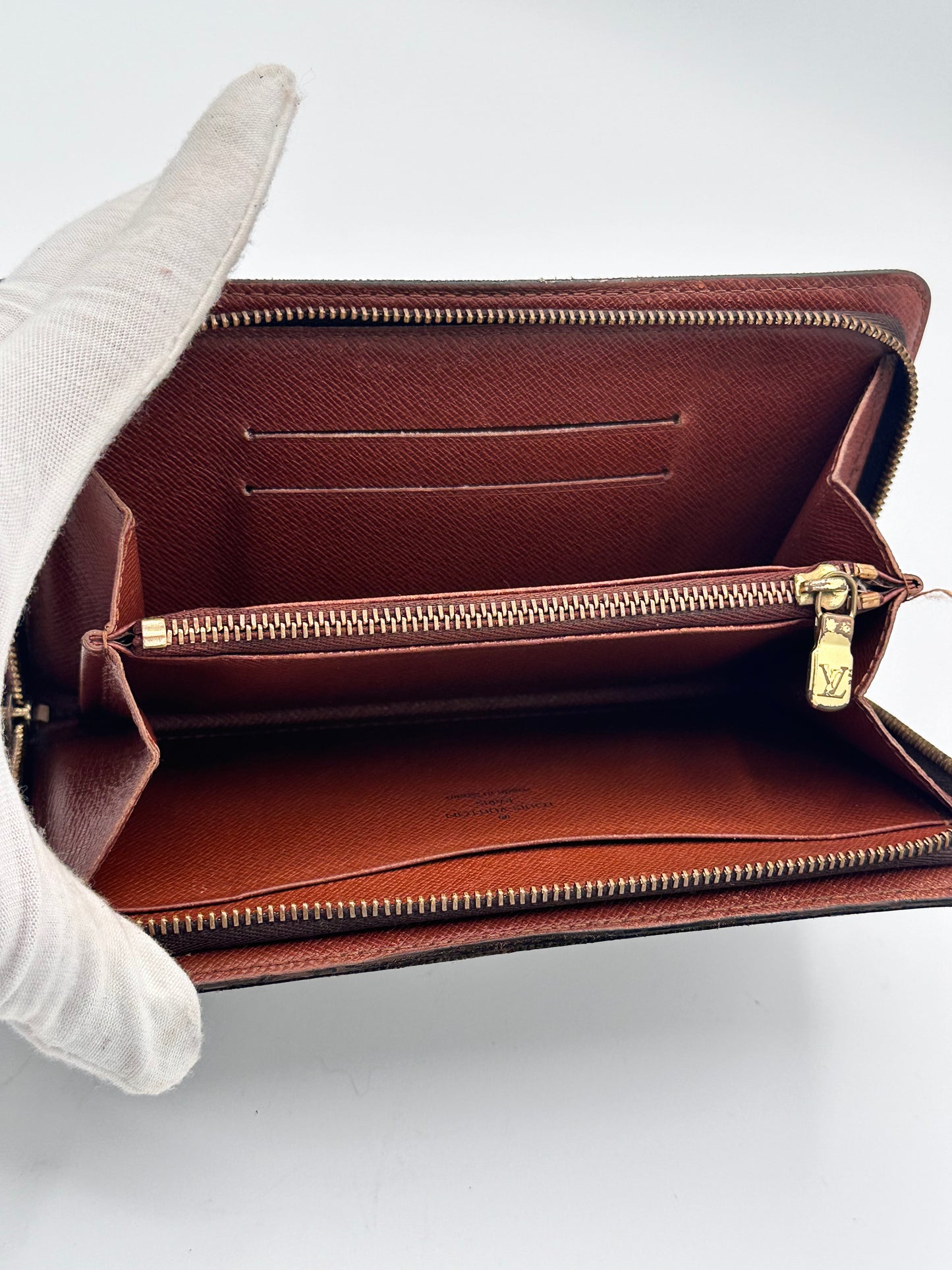 Louis Vuitton Monogram Long Zip Around Wallet β Made in Spain, February 2000
