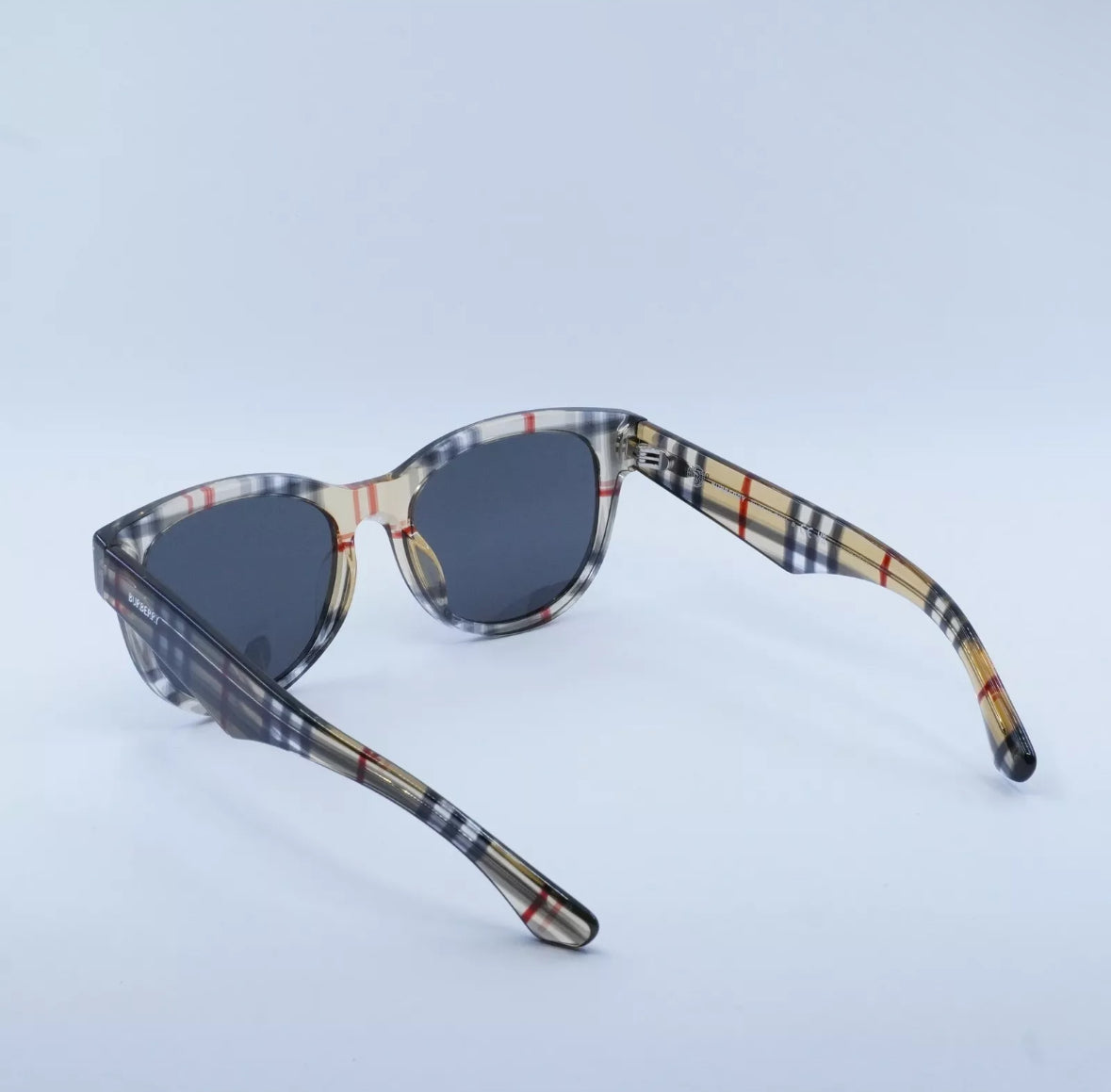 Burberry Unisex Check Frame sunglasses