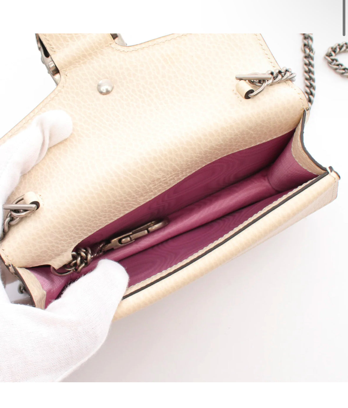 Gucci Dionysus Cream Beige Pebbled Leather Shoulder Bag - Silver Tiger Head Closure