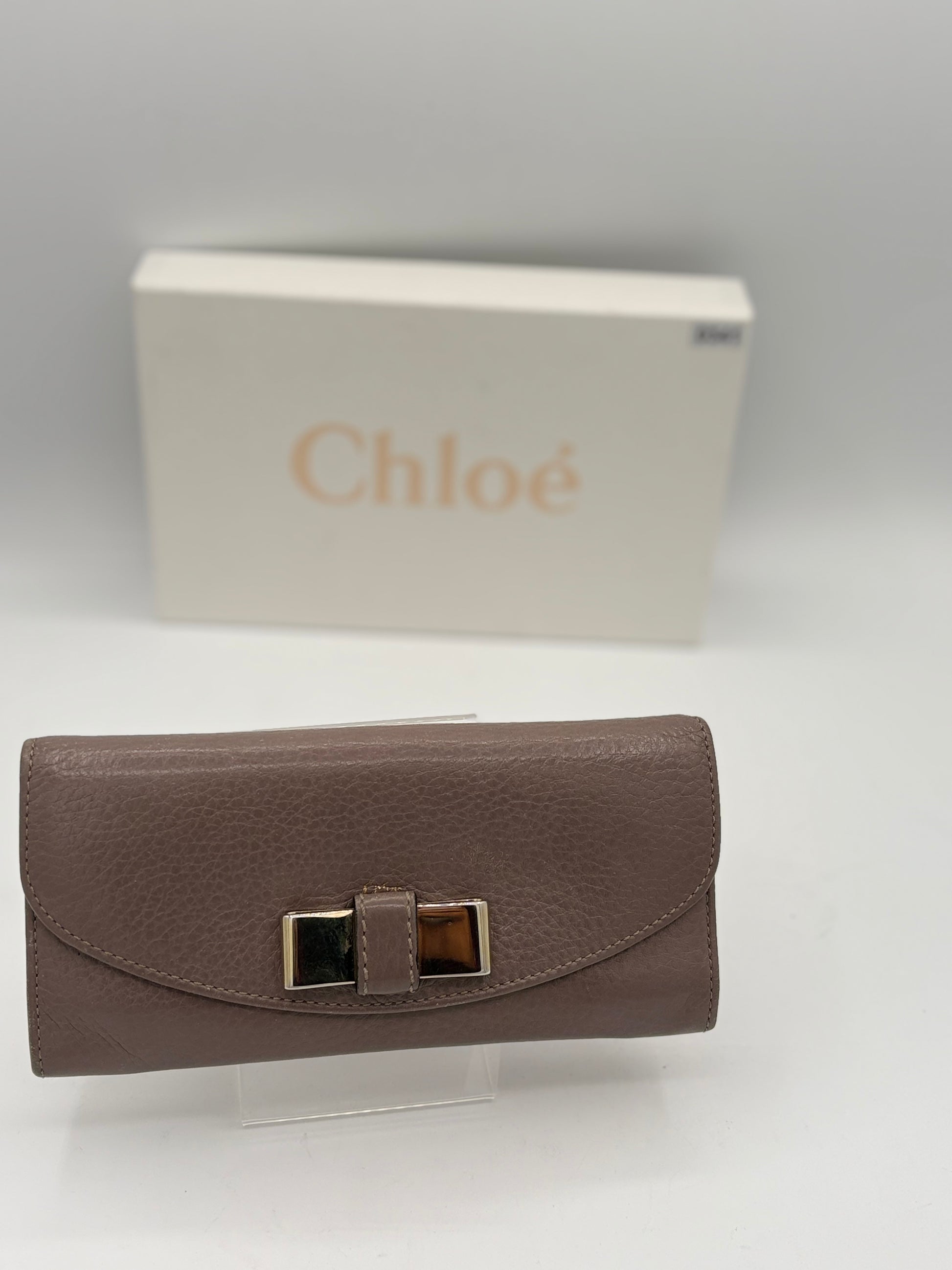 Chloé Lilly Bow Continental Wallet