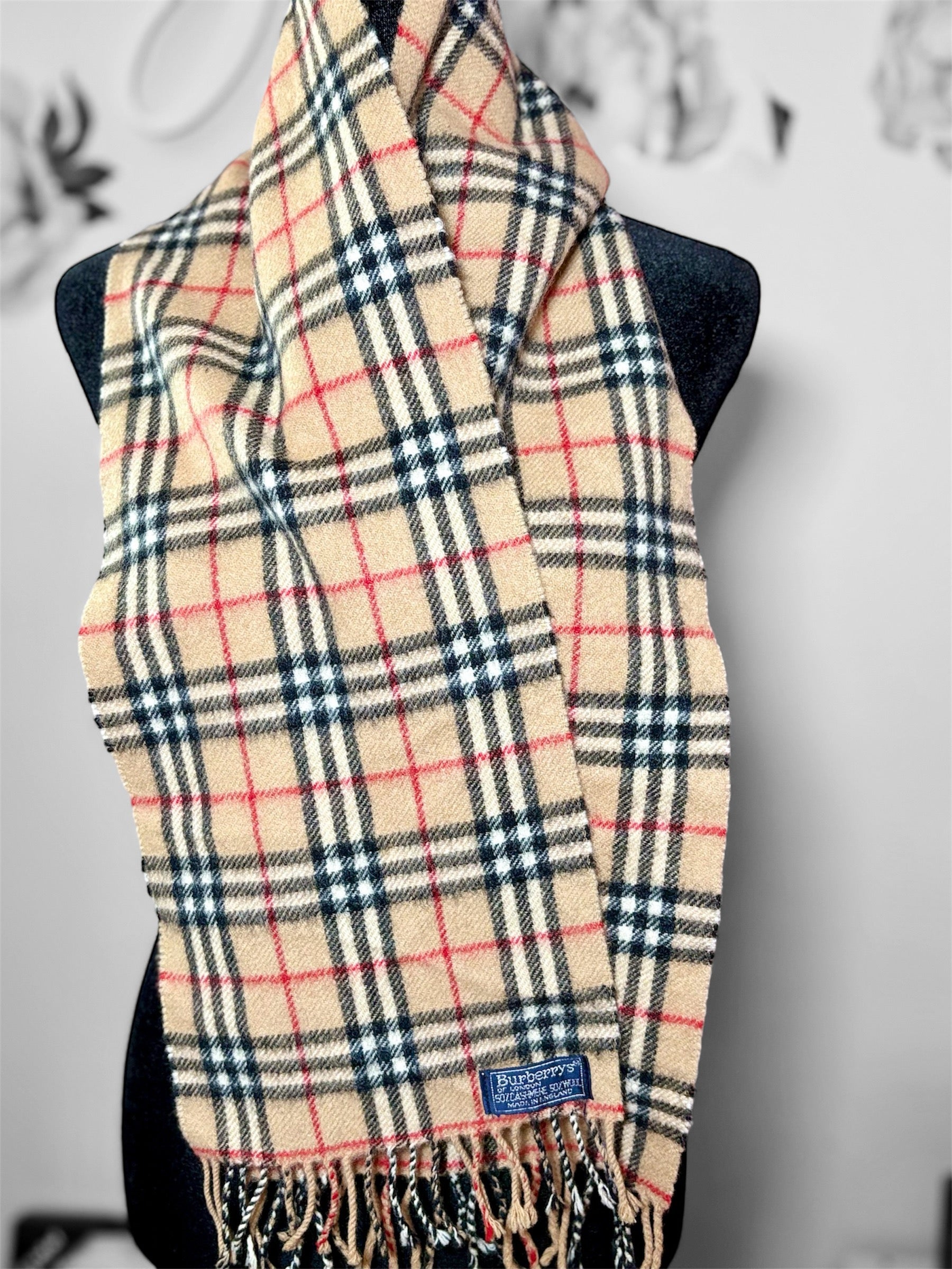 Burberry Novacheck scarf