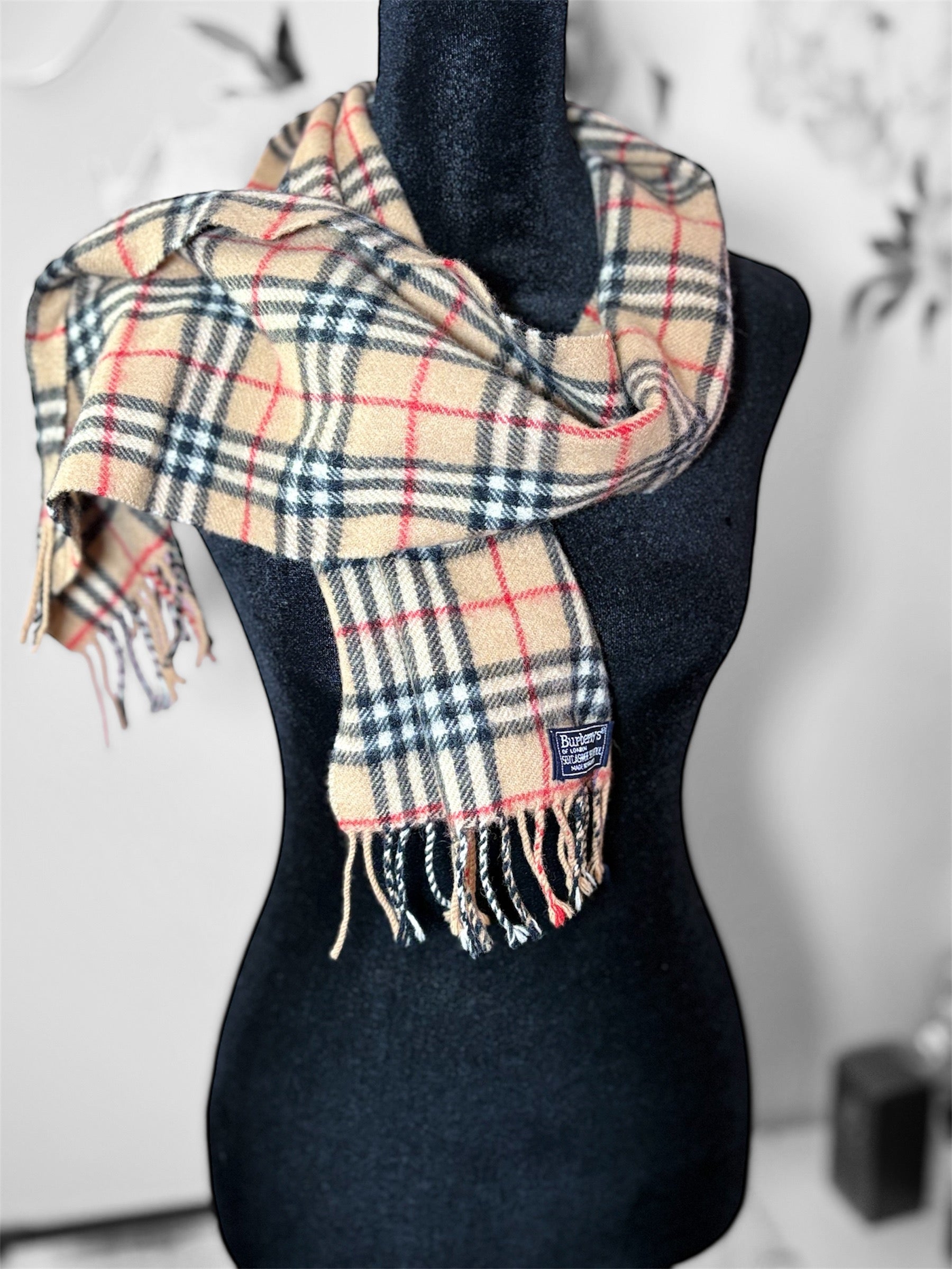 Burberry Novacheck scarf