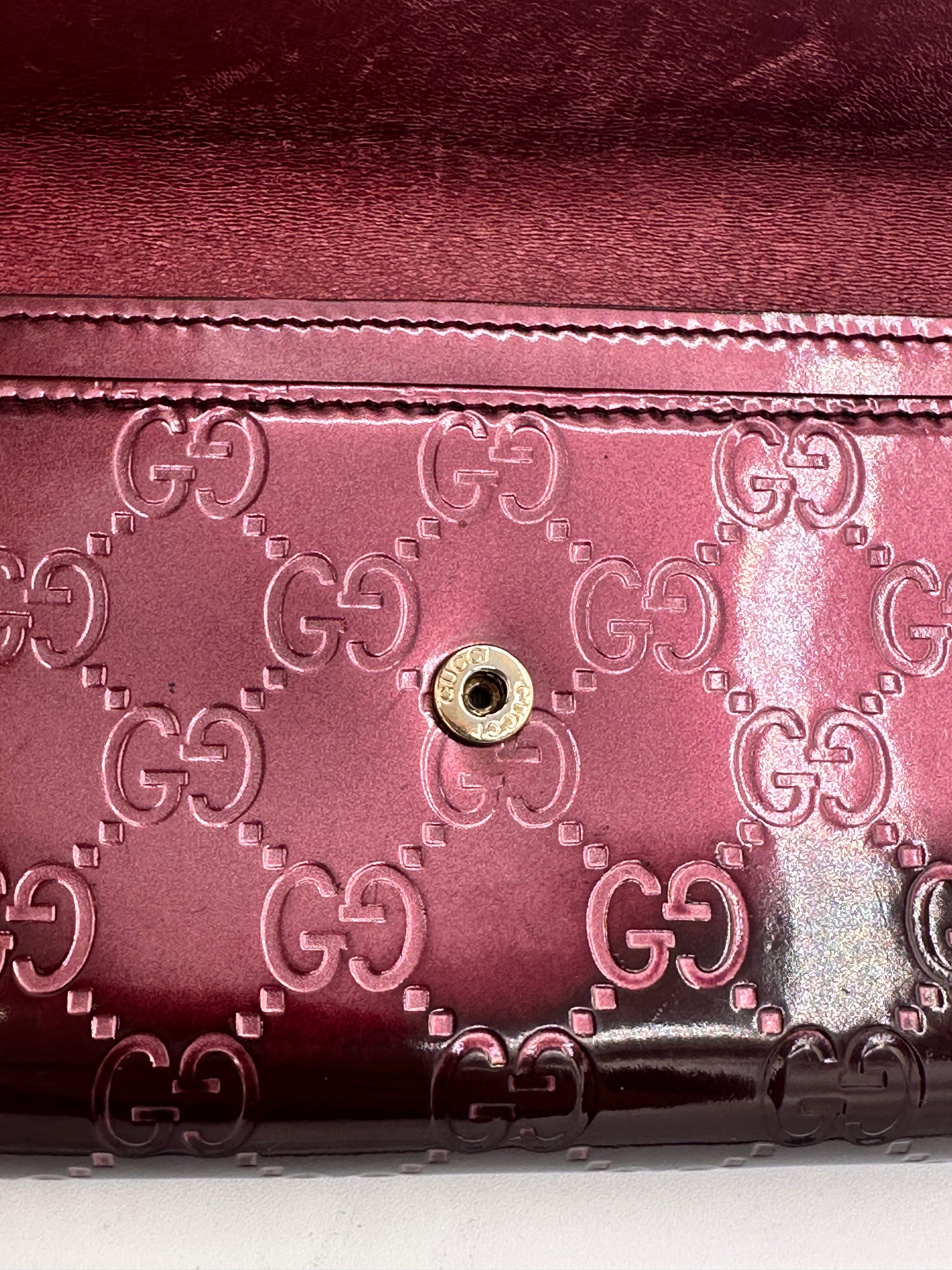 Gucci Guccisima Sima Lovely Heart GG Logo Wallet