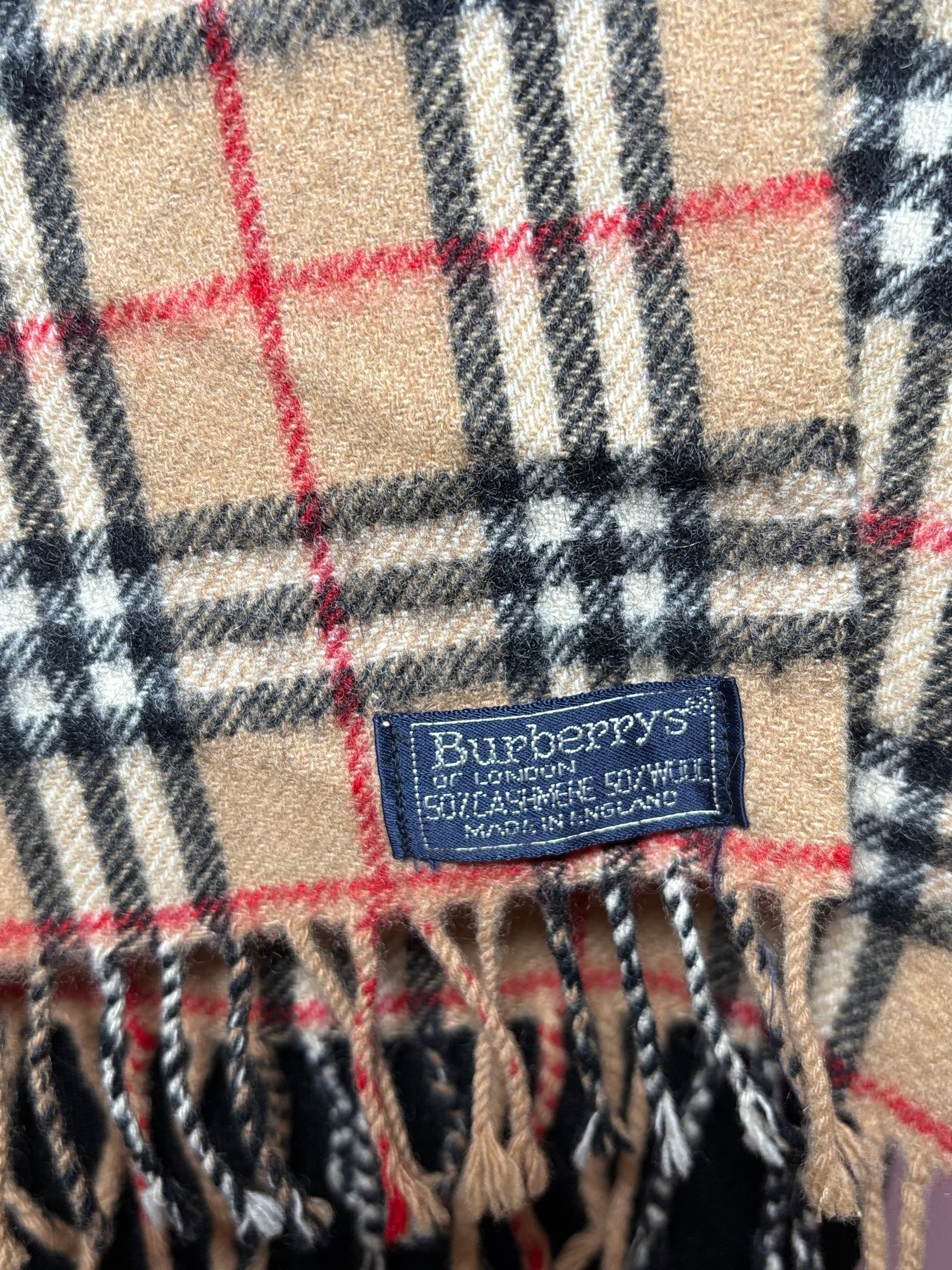 Burberry Novacheck scarf