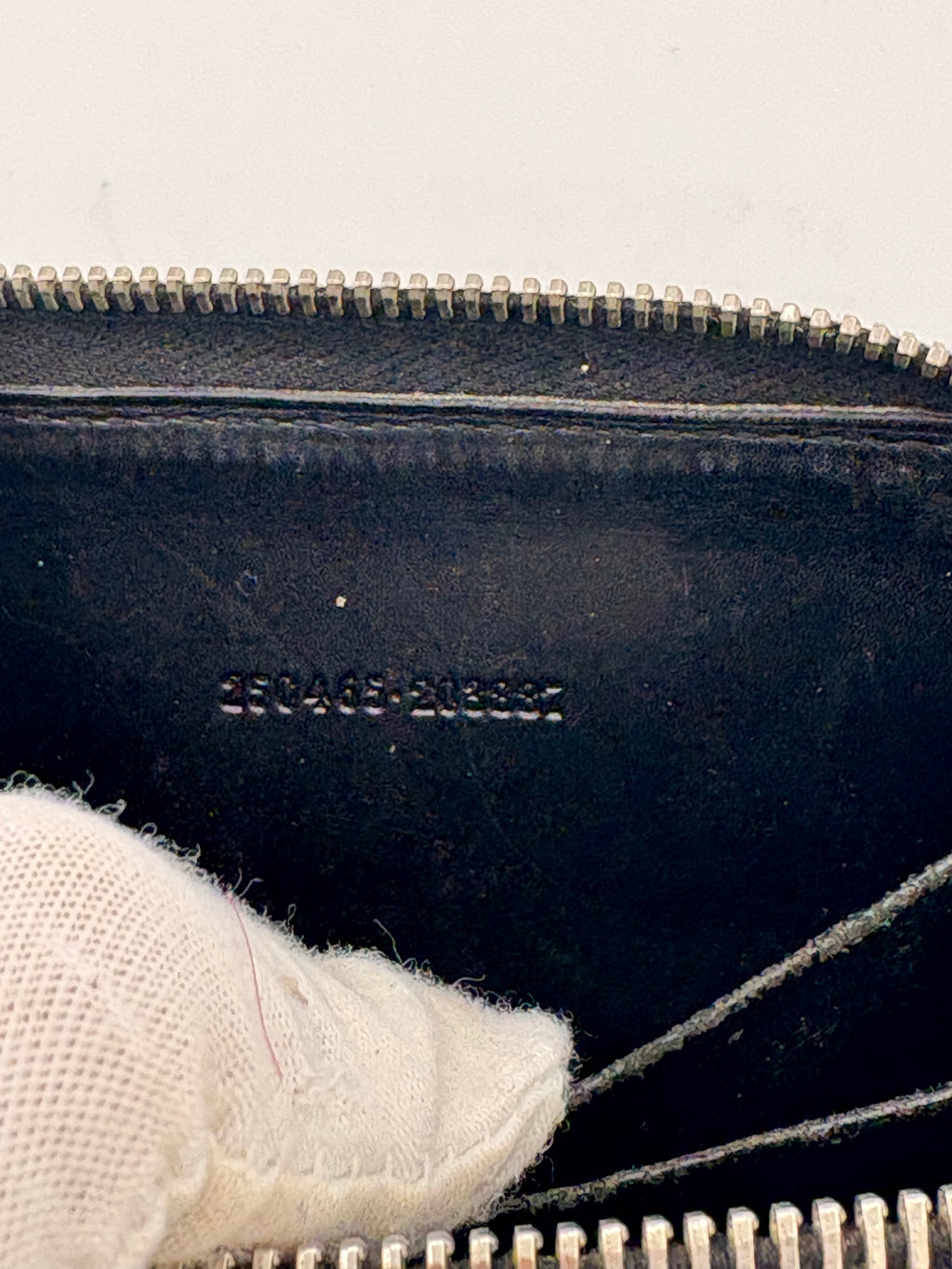 Gucci Diamanté compact wallet