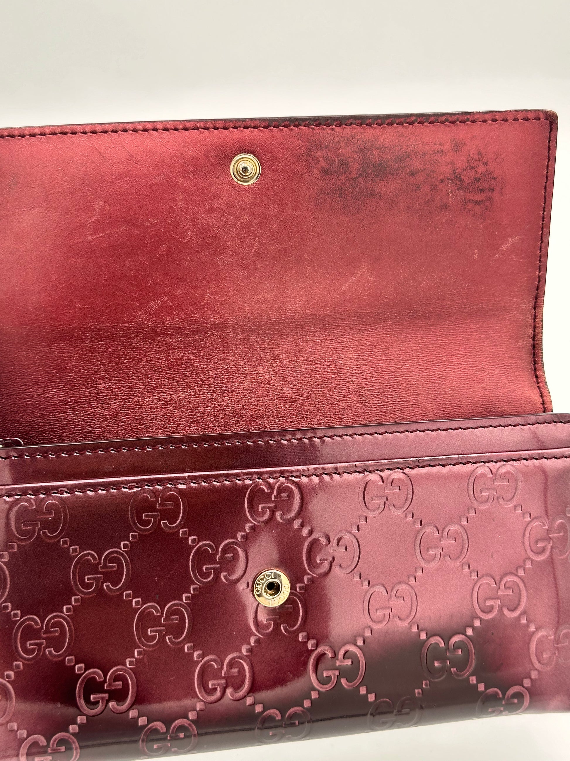 Gucci Guccisima Sima Lovely Heart GG Logo Wallet