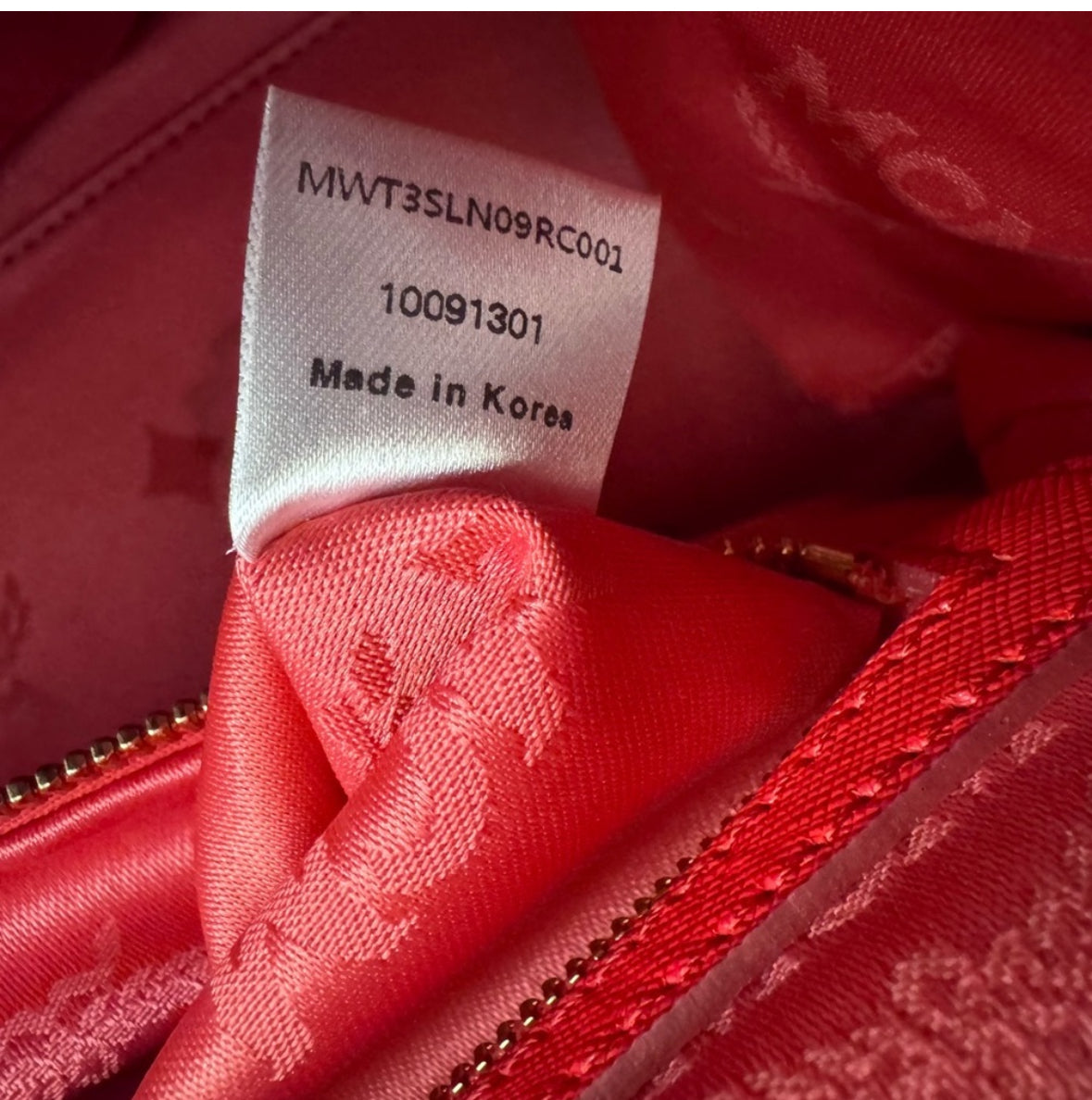 MCM Pink 2-Way Large Nuovo Leather Handbag - A Chic Statement Piece! (RESERVED for Pricilla)